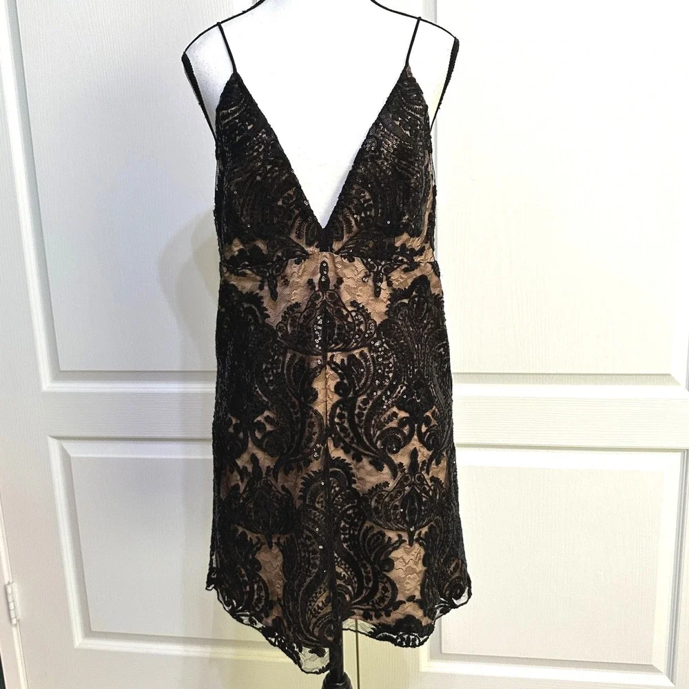 Free People Night Shimmers Mini Dress 8 Plunge Sequin Lace Nude Party Whimsigoth
